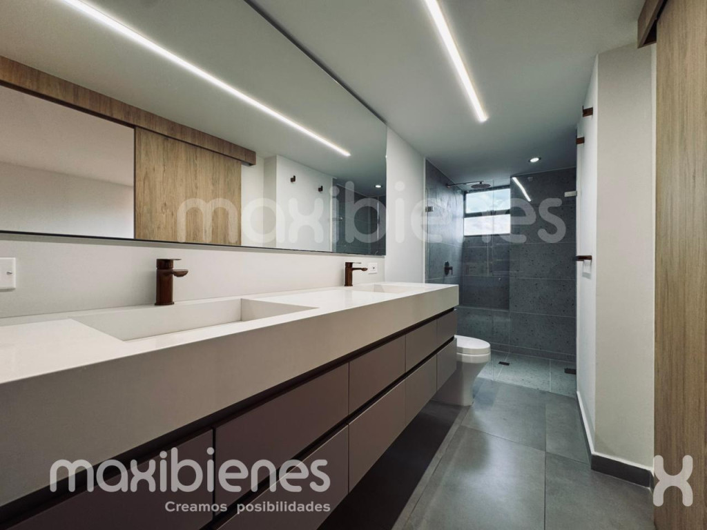 Apartamento en arriendo en Castropol, Medellín · foto 17 de 17