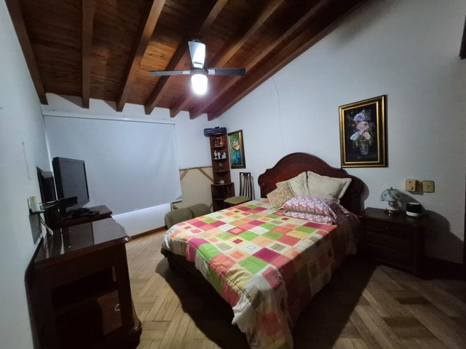 Casa de 4 alcobas en venta en El Diamante No. 2, Medellín, 318 m² · foto 7 de 24