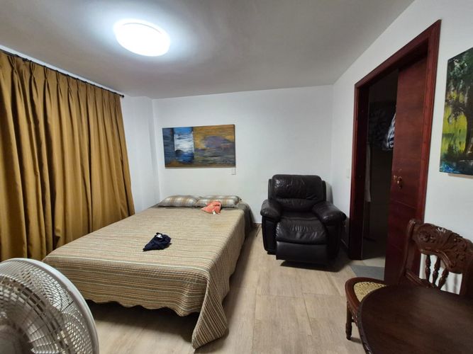 Casa de 4 alcobas en venta en El Diamante No. 2, Medellín, 318 m² · foto 22 de 24