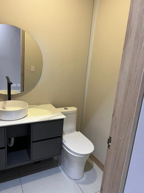Oficina en arriendo en Loma Del Chocho, Envigado, 47 m² · foto 5 de 8