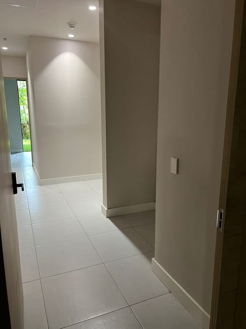 Oficina en arriendo en Loma Del Chocho, Envigado, 47 m² · foto 6 de 8