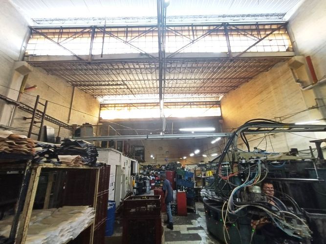 Bodega en venta en Colombia, Medellín, 1699 m² · foto 5 de 20