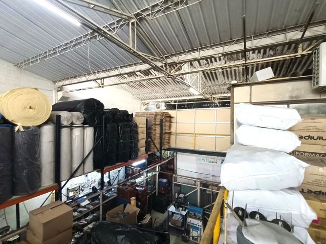 Bodega en venta en Colombia, Medellín, 1699 m² · foto 11 de 20