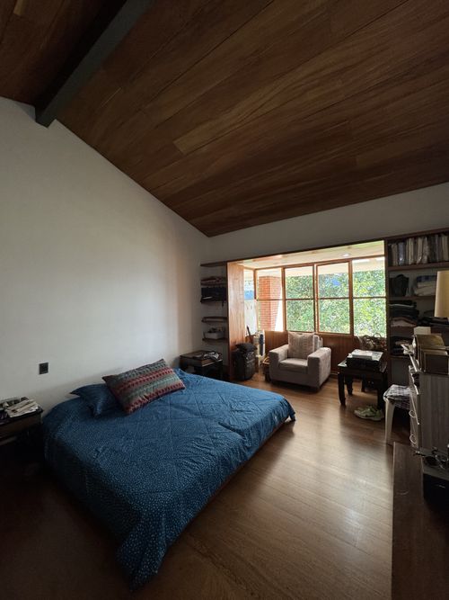 Casa de 5 alcobas en venta en El Poblado, Medellín, 750 m² · foto 9 de 18