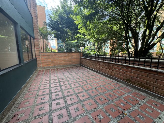 Apartamento en venta en El Campestre, Medellín · foto 11 de 19