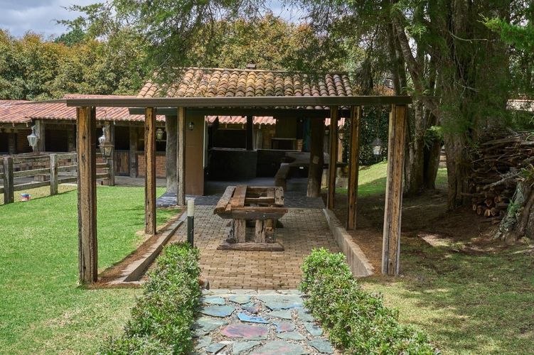 Casa de 6 alcobas en venta en San Diego, Medellín, 900 m² · foto 7 de 16