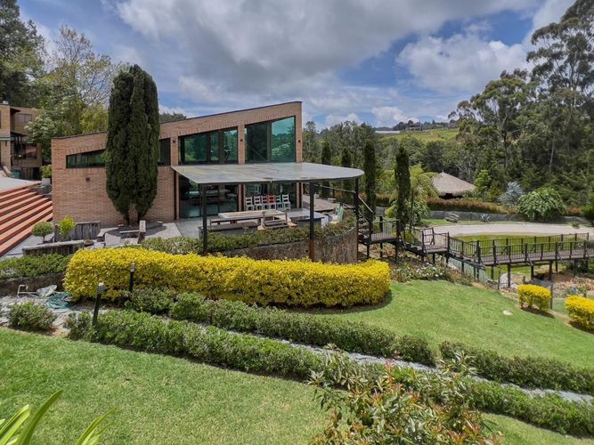 Casa de 6 alcobas en venta en San Diego, Medellín, 900 m² · foto 13 de 16