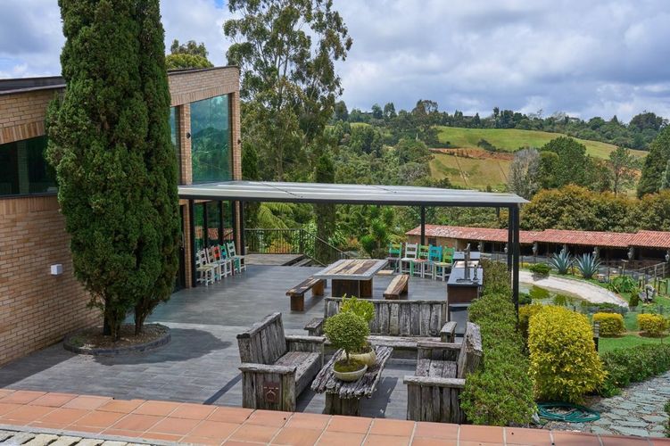 Casa de 6 alcobas en venta en San Diego, Medellín, 900 m² · foto 14 de 16