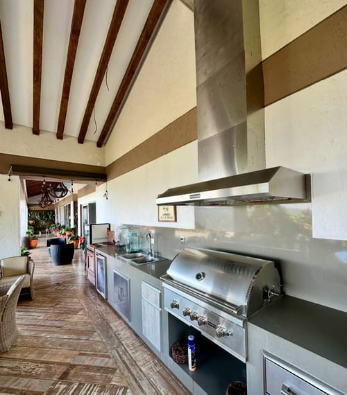 Casa de 5 alcobas en venta en Bolivariana, Medellín, 776 m² · foto 11 de 24