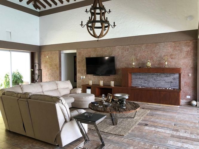 Casa de 5 alcobas en venta en Bolivariana, Medellín, 776 m² · foto 14 de 24