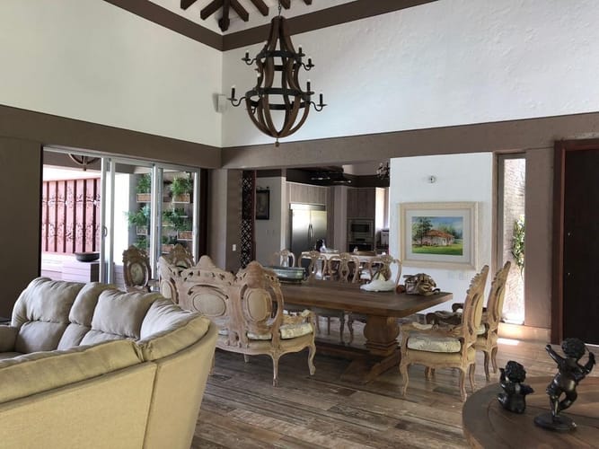 Casa de 5 alcobas en venta en Bolivariana, Medellín, 776 m² · foto 15 de 24