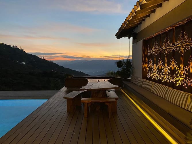 Casa de 5 alcobas en venta en Bolivariana, Medellín, 776 m² · foto 23 de 24