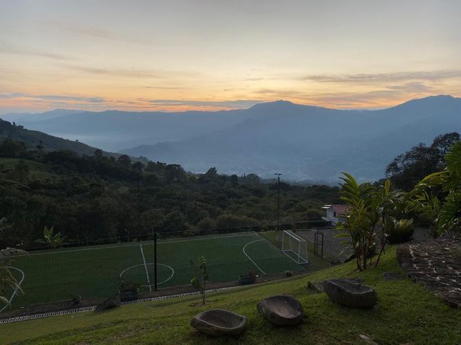 Casa de 5 alcobas en venta en Bolivariana, Medellín, 776 m² · foto 24 de 24