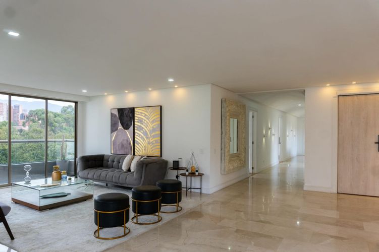 Apartamento de 3 alcobas en venta en La Linde, Medellín, 253 m² · foto 16 de 17