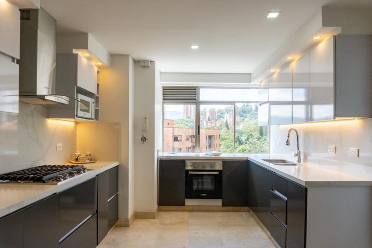 Apartamento de 3 alcobas en venta en La Linde, Medellín, 253 m² · foto 17 de 17