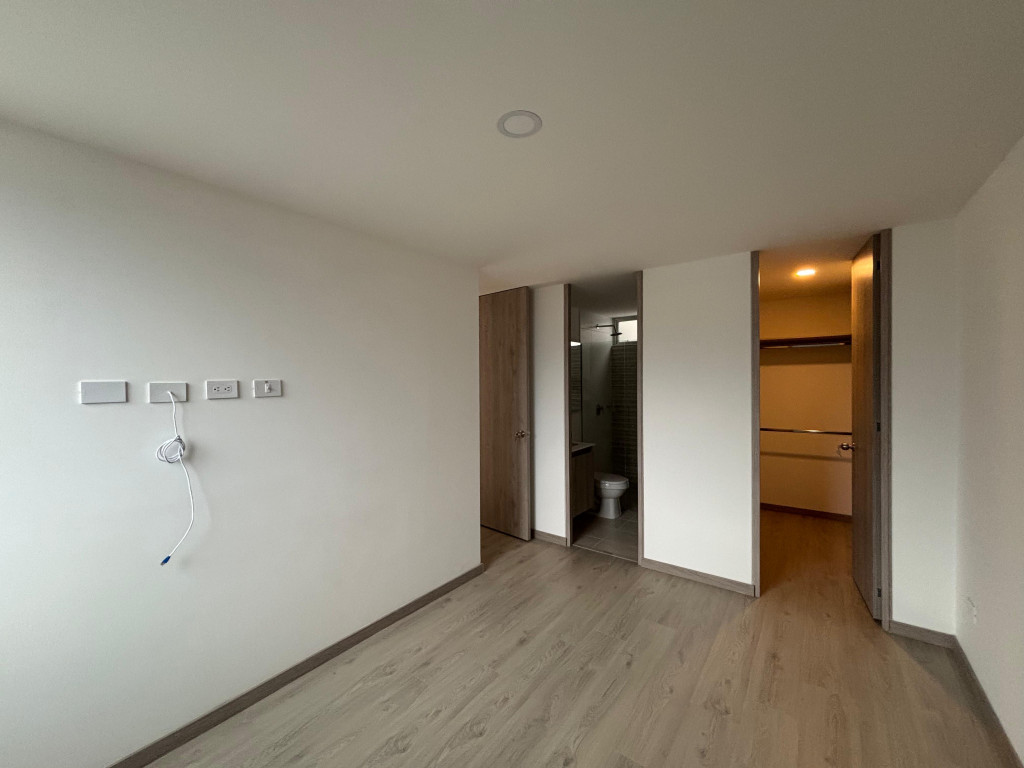 Apartamento en venta en San Isidro, Itagüí · foto 6 de 12