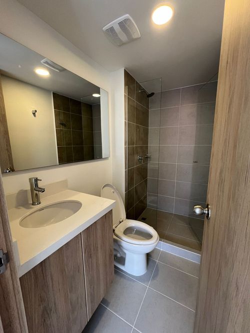 Apartamento de 2 alcobas en venta en Bellavista, Bello, 61 m² · foto 10 de 15