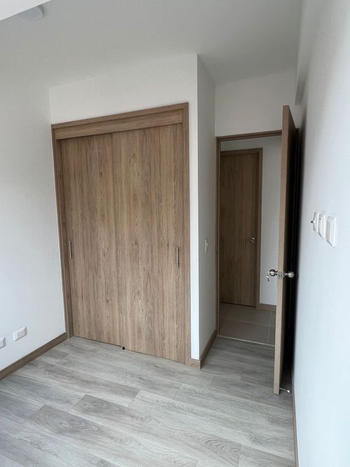 Apartamento de 2 alcobas en venta en Bellavista, Bello, 61 m² · foto 14 de 15
