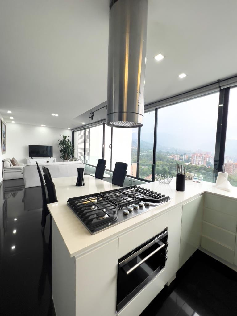 Apartamento en venta en San Lucas, Medellín · foto 23 de 24