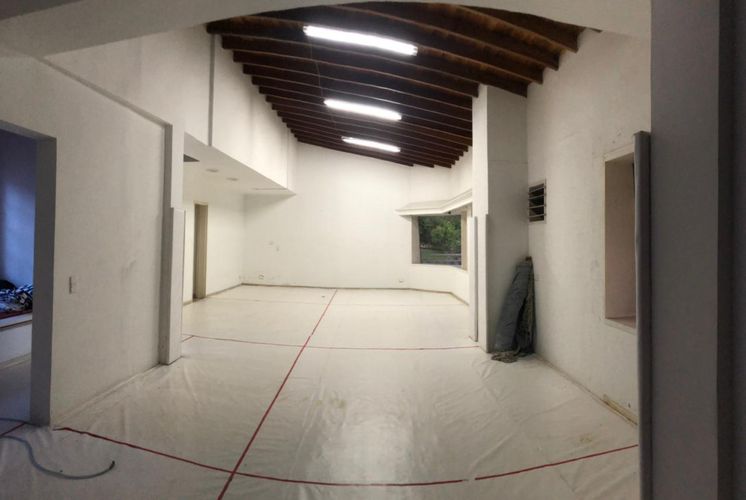 Casa de 7 alcobas en venta en Los Balsos, Medellín, 803 m² · foto 11 de 11