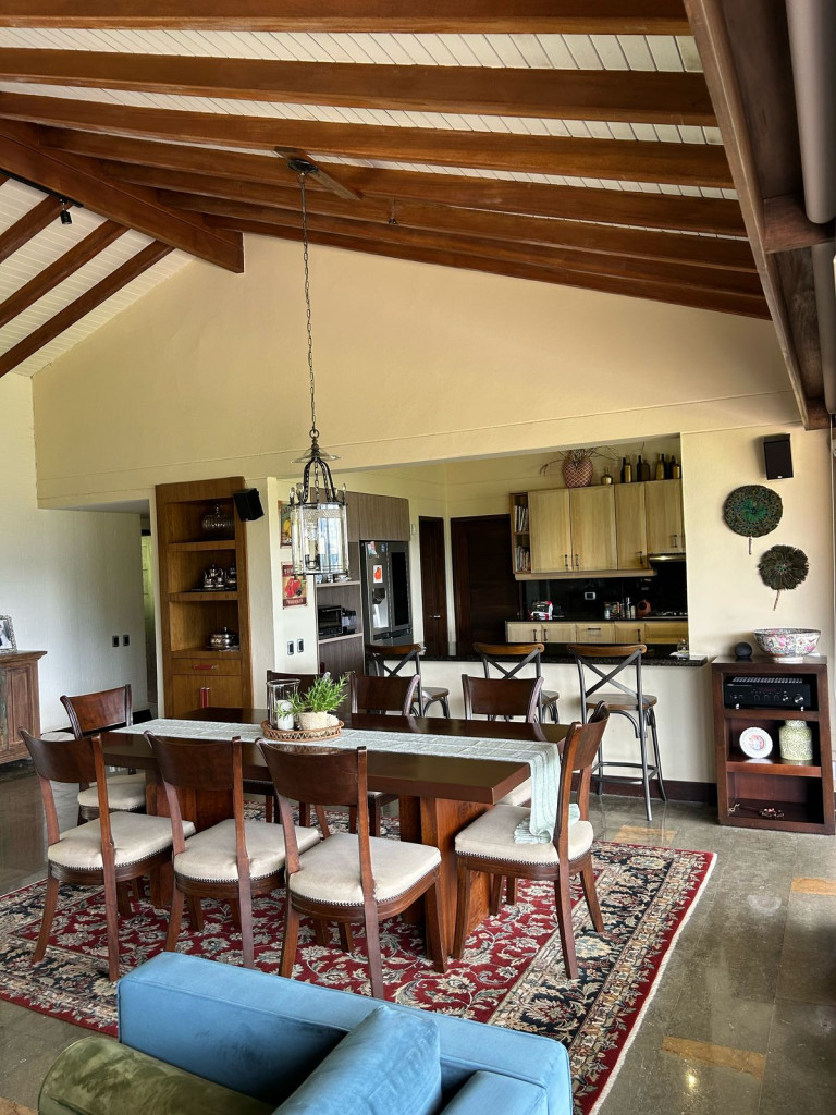 3BR House in Santa Elena (220 m²) - 2