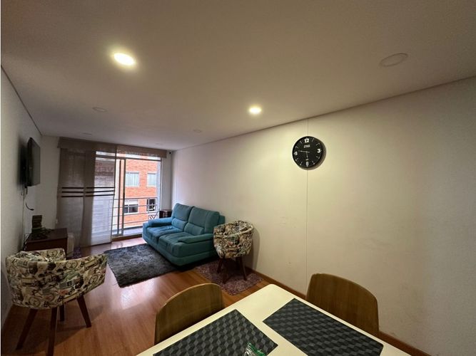 Apartamento en venta en Mazuren, Bogotá · foto 7 de 24