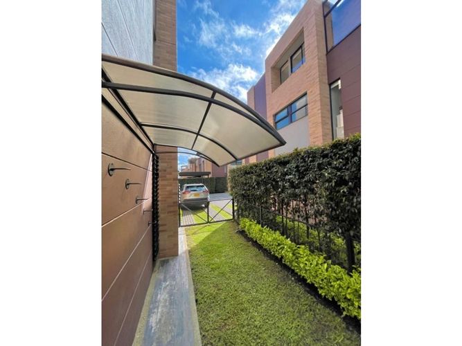 Casa de 3 alcobas en venta en Canelon Centro, Chía, 164 m² · foto 3 de 24