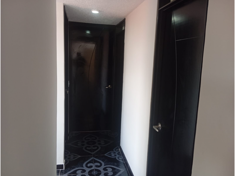 Apartamento en venta en Los Laureles, Bogotá · foto 2 de 11