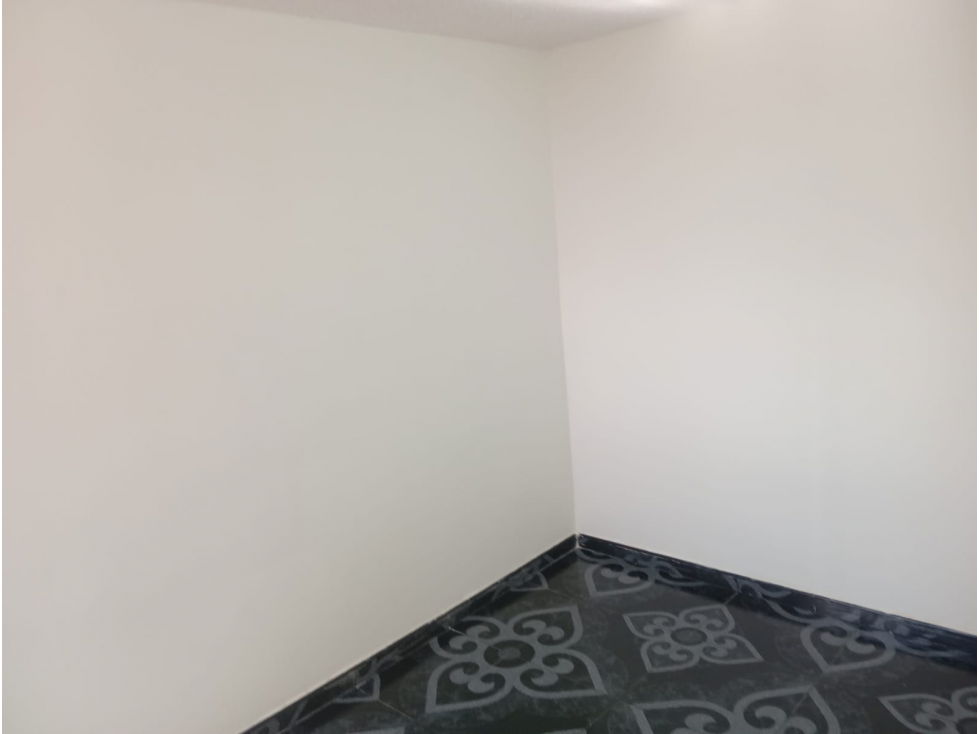 Apartamento en venta en Los Laureles, Bogotá · foto 3 de 11