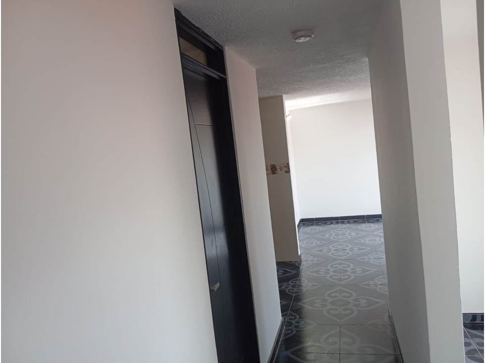 Apartamento en venta en Los Laureles, Bogotá · foto 8 de 11