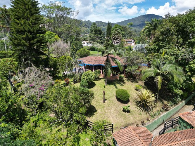 Lote en venta en La Doctora, Sabaneta, 10 m² · foto 2 de 7