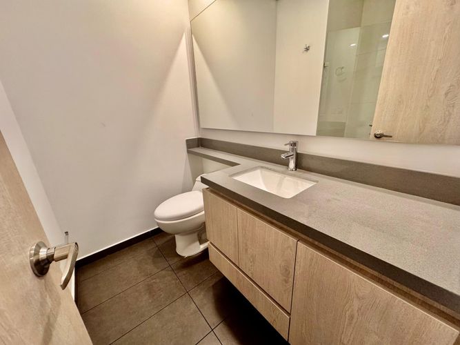 Apartamento de 3 alcobas en venta en Altos Del Poblado, Medellín, 121 m² · foto 15 de 24