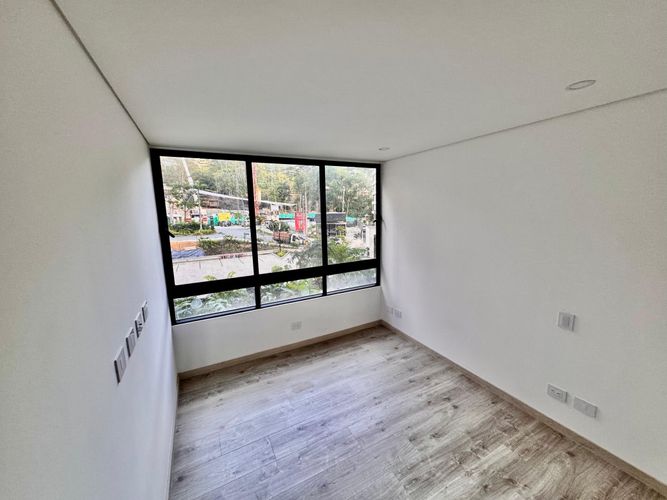 Apartamento de 3 alcobas en venta en Altos Del Poblado, Medellín, 121 m² · foto 17 de 24