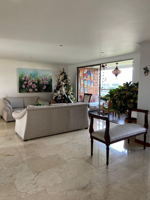 Apartamento en venta en El Poblado, Medellín · foto 11 de 22