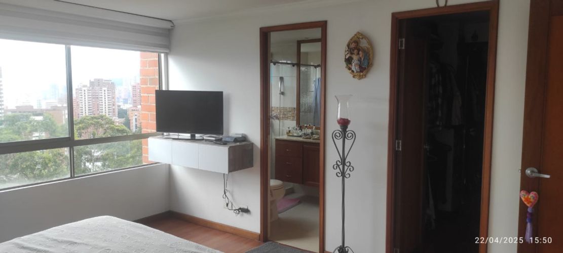 Apartamento en venta en El Poblado, Medellín · foto 18 de 22