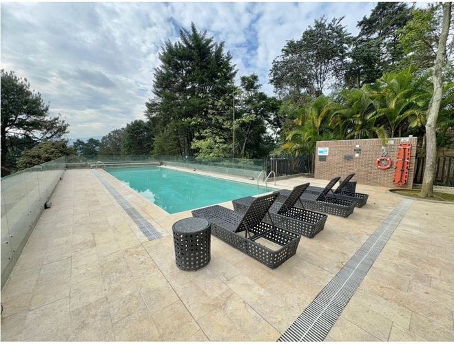 Apartamento en venta en El Poblado, Medellín · foto 11 de 14