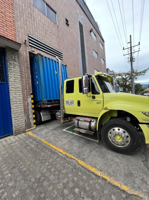 Bodega en venta en La Esmeralda, Itagüí, 1363 m² · foto 5 de 22