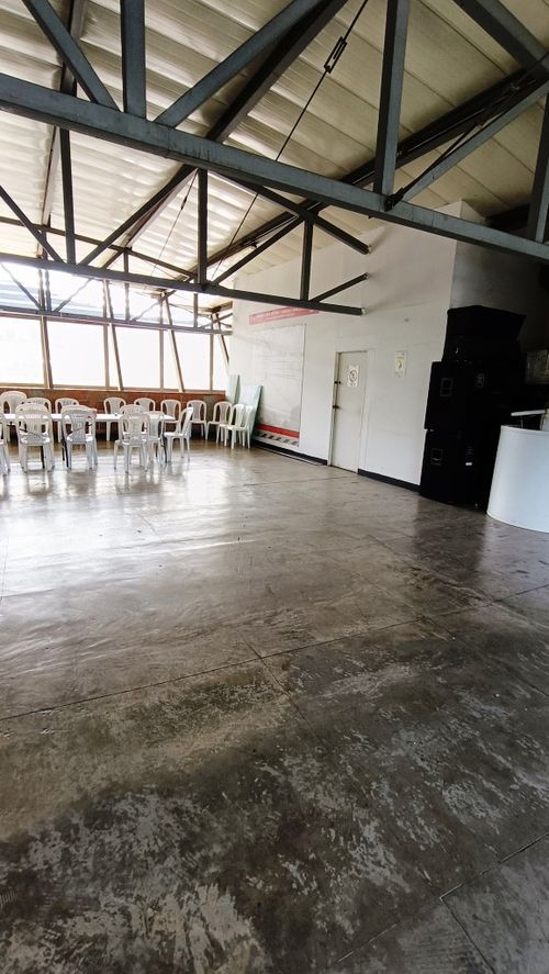 Bodega en venta en La Esmeralda, Itagüí, 1363 m² · foto 16 de 22