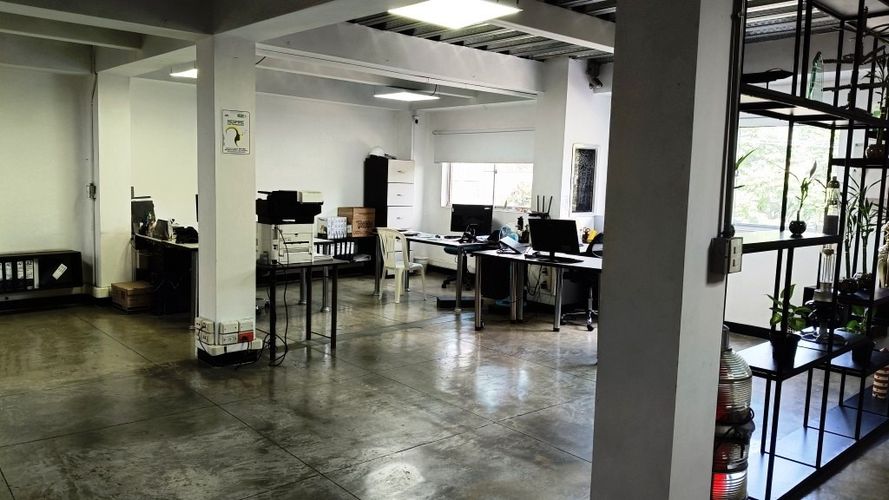 Bodega en venta en La Esmeralda, Itagüí, 1363 m² · foto 17 de 22