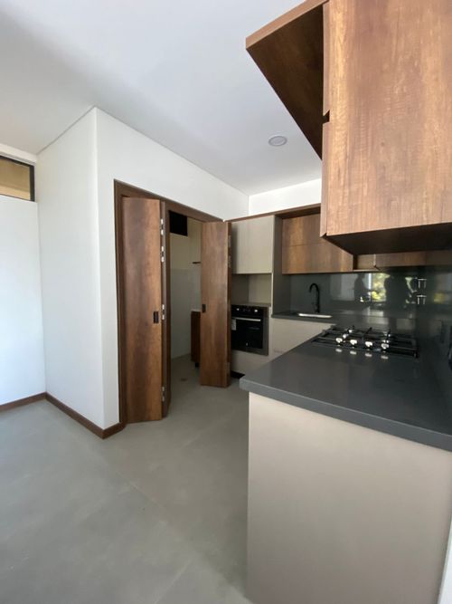 Apartamento de 3 alcobas en venta en El Poblado, Medellín, 135 m² · foto 3 de 10