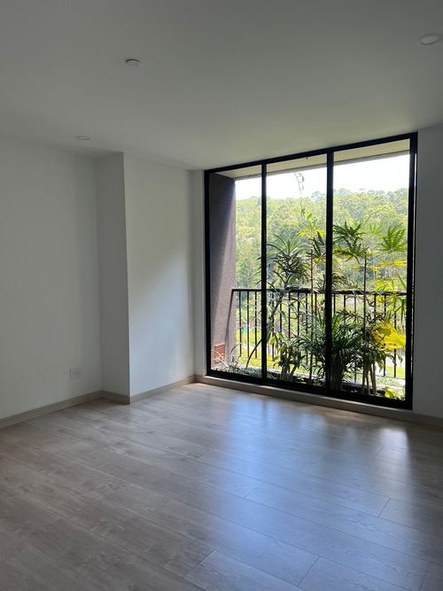 Apartamento de 2 alcobas en venta en Altos Del Poblado, Medellín, 91 m² · foto 11 de 16