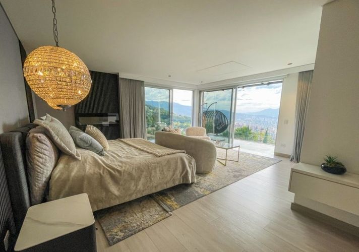 Casa de 4 alcobas en venta en Las Palmas, Envigado, 730 m² · foto 11 de 19