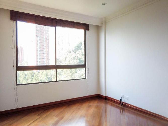 Apartamento de 4 alcobas en venta en El Poblado, Medellín, 425 m² · foto 7 de 13