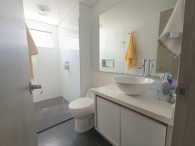 Apartamento de 3 alcobas en venta en Laureles, Medellín, 96 m² · foto 16 de 19