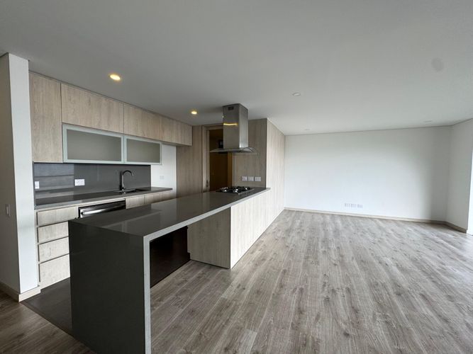 Apartamento de 3 alcobas en venta en Belén, Medellín, 121 m² · foto 2 de 21
