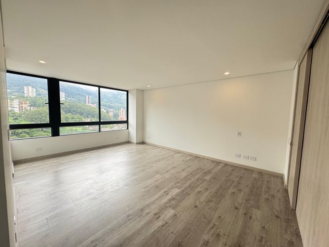 Apartamento de 3 alcobas en venta en Belén, Medellín, 121 m² · foto 12 de 21