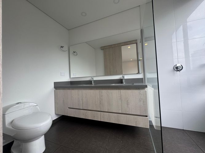 Apartamento de 3 alcobas en venta en Belén, Medellín, 121 m² · foto 14 de 21