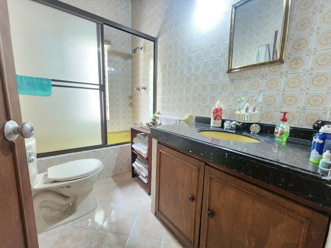 Casa de 4 alcobas en venta en El Velodromo, Medellín, 205 m² · foto 23 de 24