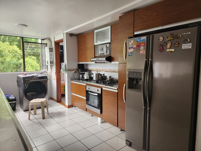 Apartamento de 3 alcobas en venta en El Poblado, Medellín, 278 m² · foto 1 de 24