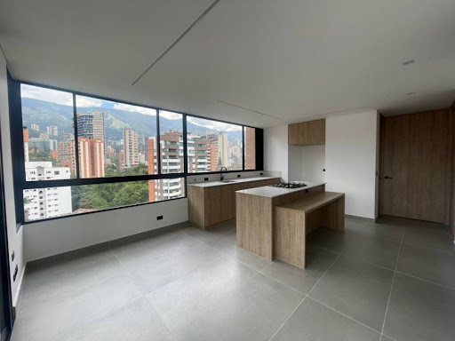 Apartamento en arriendo en Castropol, Medellín · foto 4 de 15